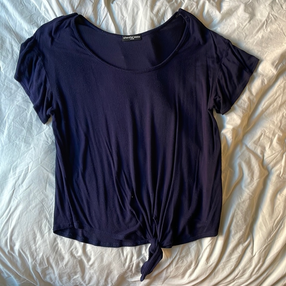 Navy casual tee, size S